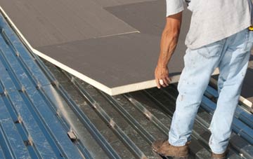benefits of insulating Pentrefoelas flat roofing